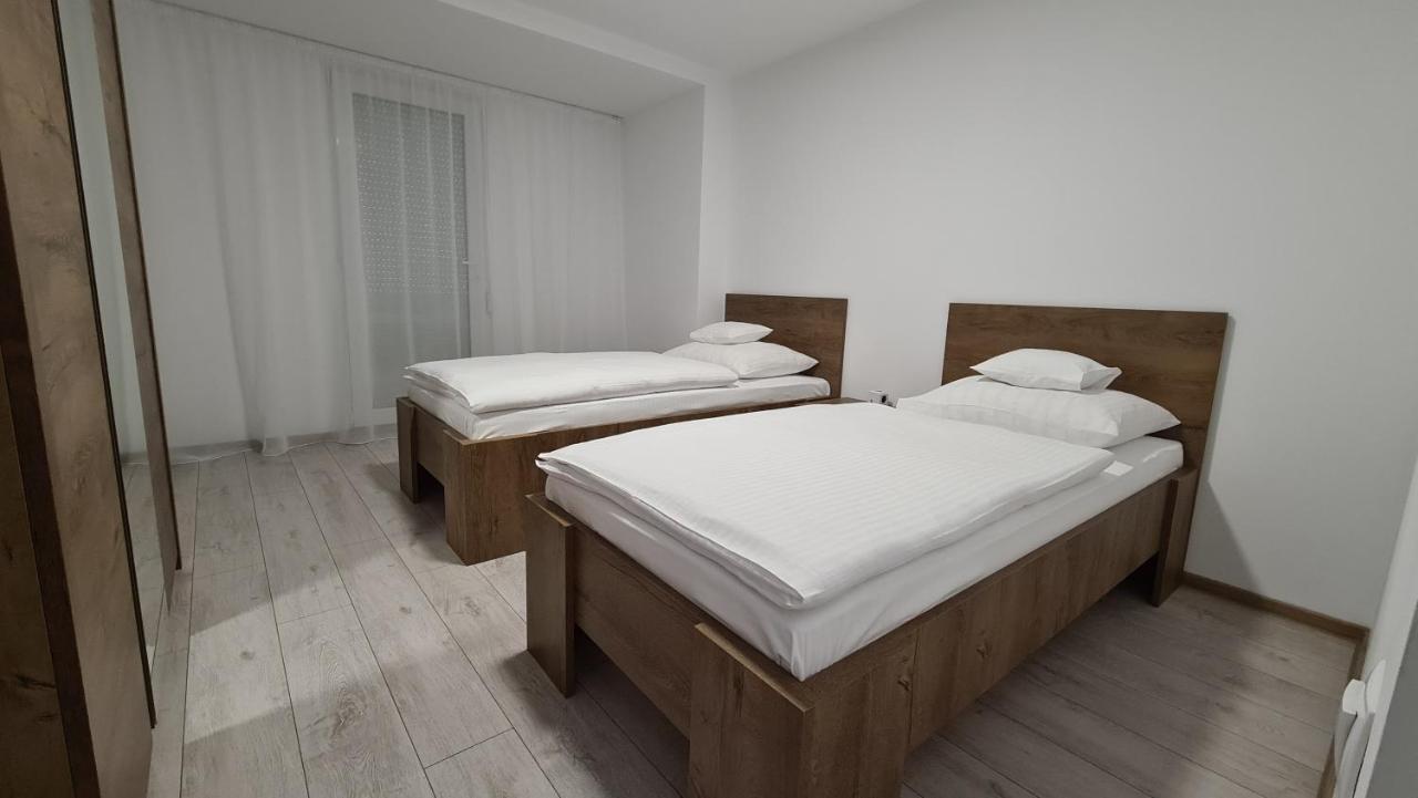 דירות דבה Apartament Sorina Maria מראה חיצוני תמונה