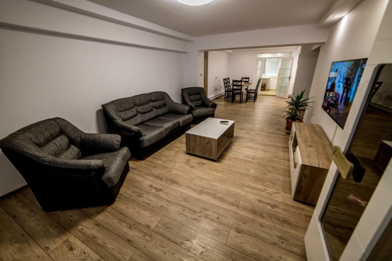 דירות דבה Apartament Sorina Maria מראה חיצוני תמונה